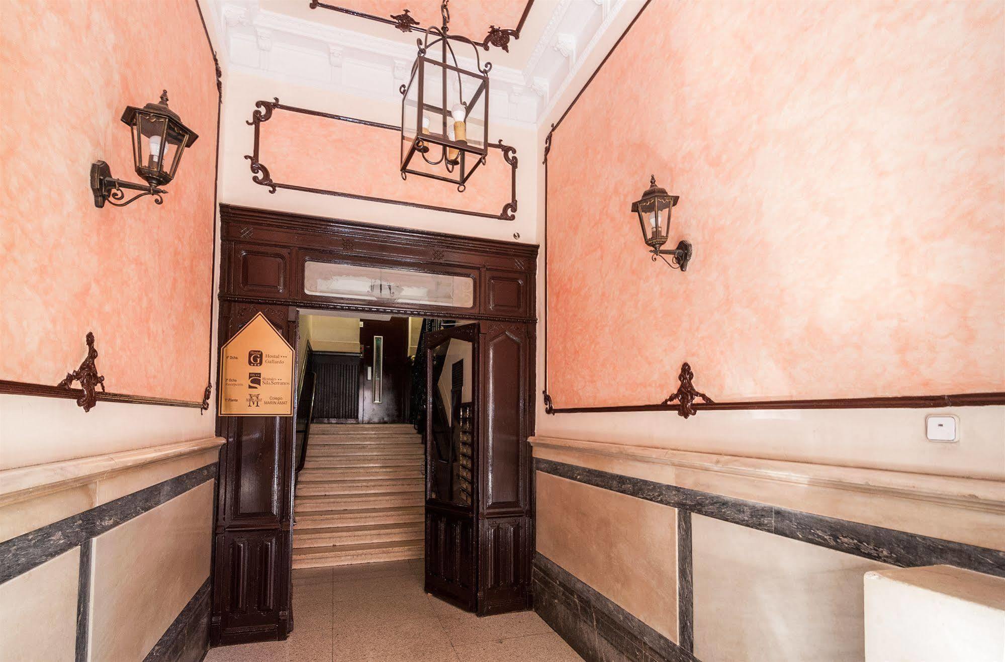 Hostal Gallardo Μαδρίτη Εξωτερικό φωτογραφία